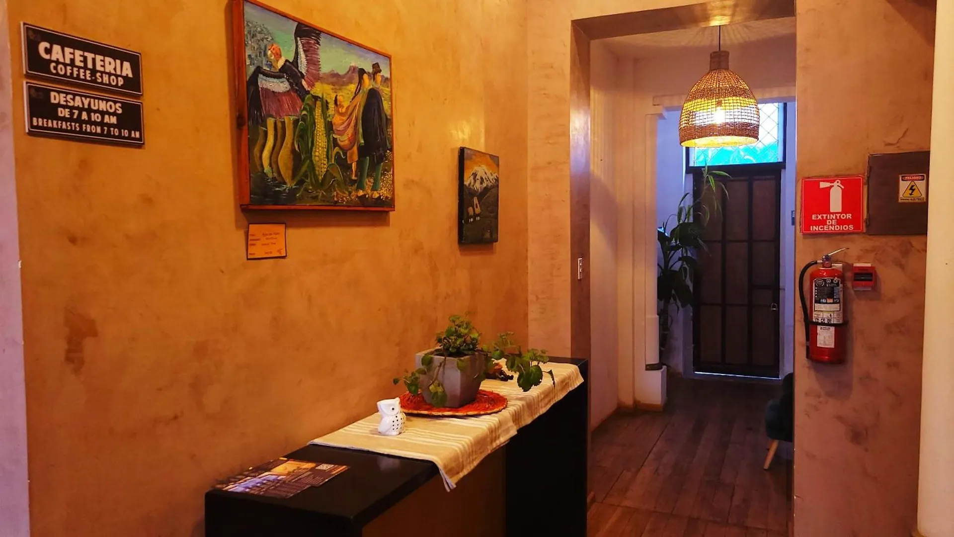 Sun Backpackers Hotel Quito