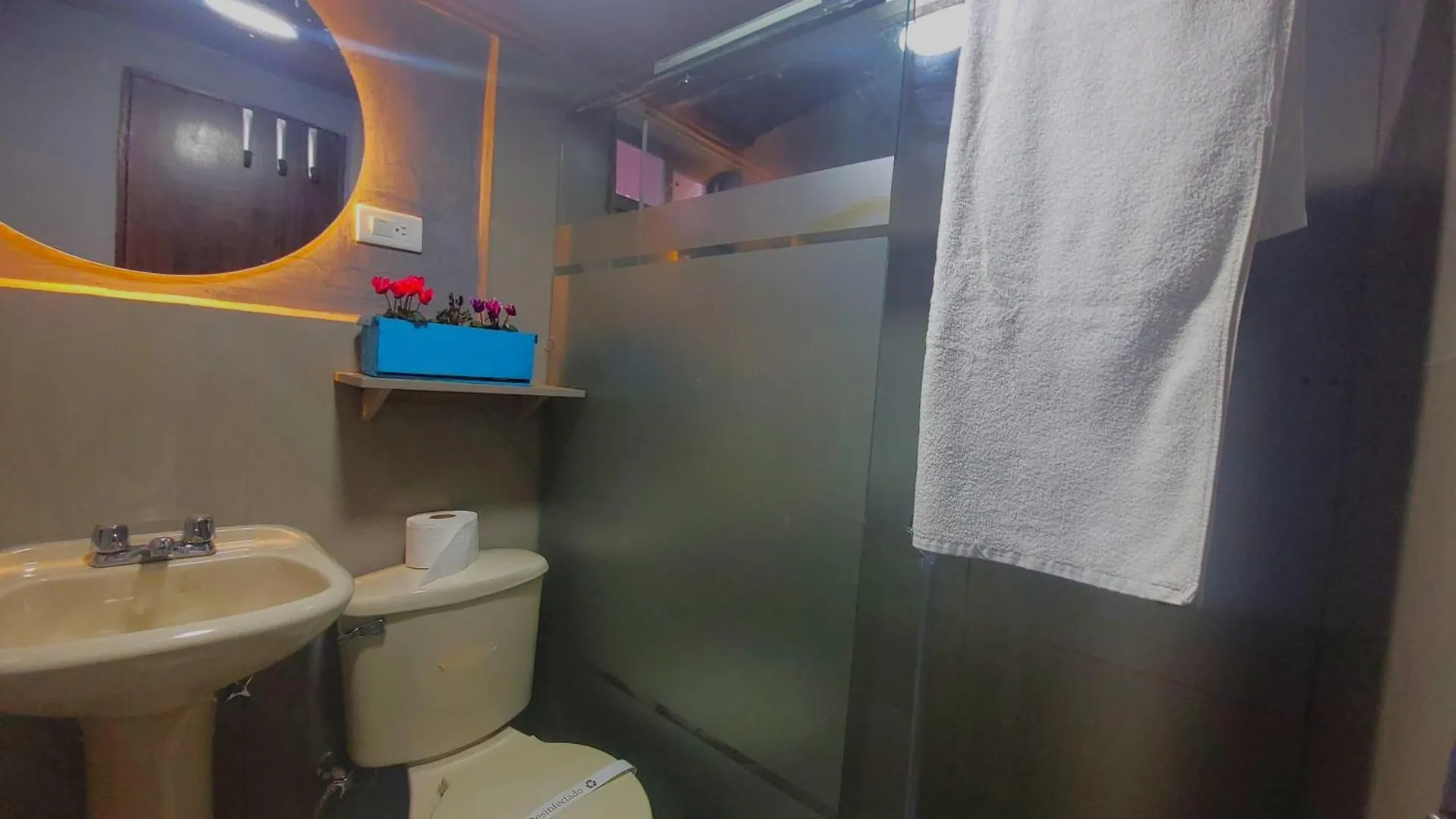 Sun Backpackers Hotel Quito