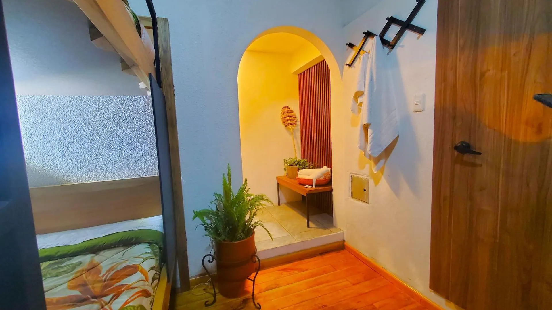Sun Backpackers Hotell Quito